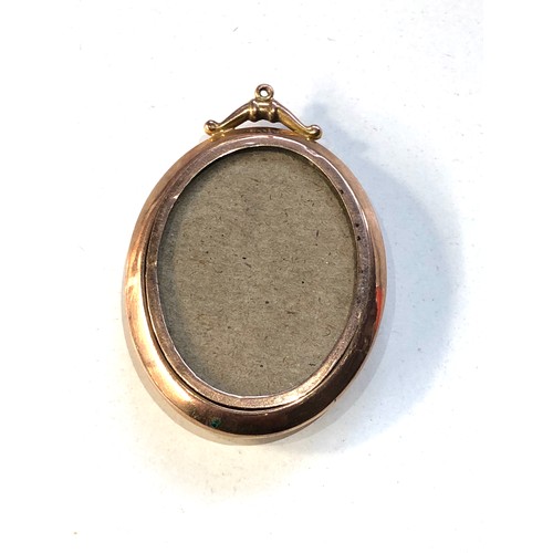 54 - Antique 9ct  gold picture pendant measures approx 5.1cm by 3.5cm weight 10.8g