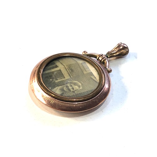 55 - Antique 9ct  gold picture pendant measures approx 4.6cm by 3cm widest points weight 4.9g