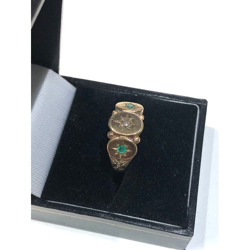 110 - 9ct gold diamond emerald ring weight 3.3g