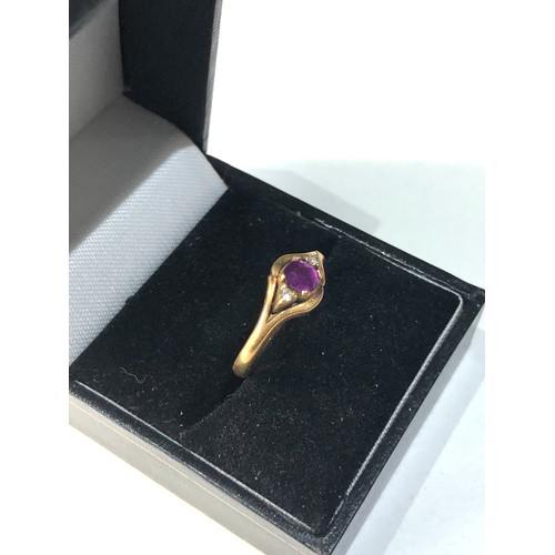 122 - 18ct gold ruby and diamond ring weight 3.6g