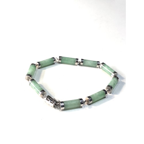 111 - 14ct  white gold jade link bracelet