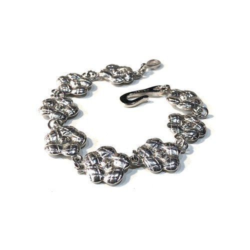 313 - Channel bracelet measures approx 20cm long 1.5cm wide in good condition