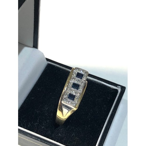 208 - 18ct gold diamond and sapphire ring weight 9.9g