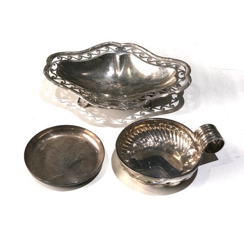 57 - Selection of silver items sweet dish and 2 small bowls weight 180g