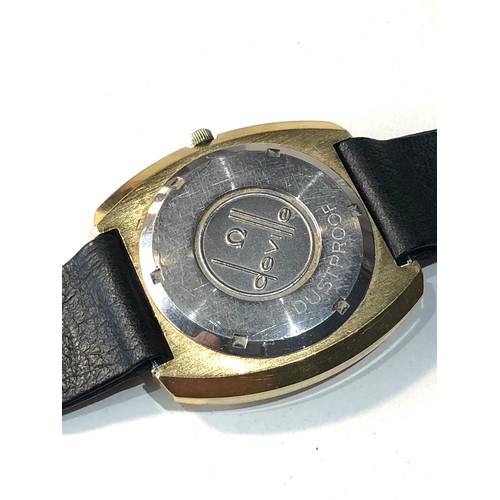 69 - Vintage Omega De Ville Automatic  TV dial / Case watch is in working order but no warranty given cas... 