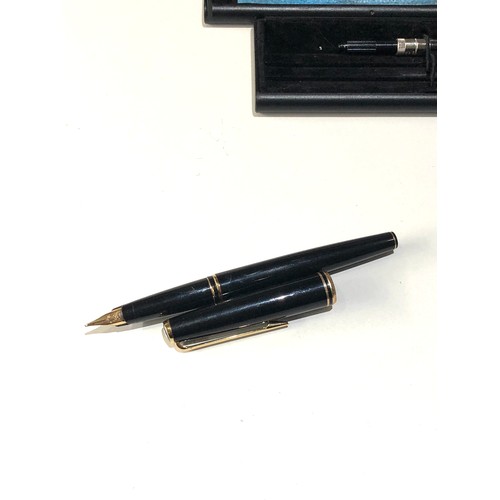 478 - 14ct gold nib Mont-blanc fountain pen