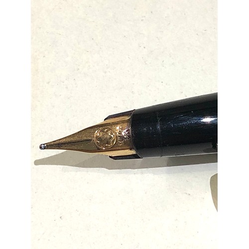 478 - 14ct gold nib Mont-blanc fountain pen