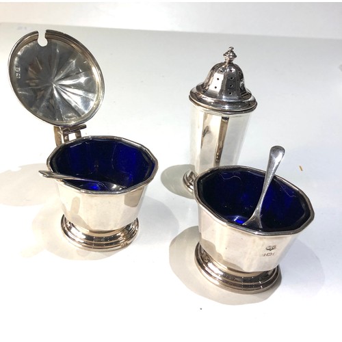 26 - Vintage silver and blue glass liner cruet et birmingham silver hallmarks with spoons