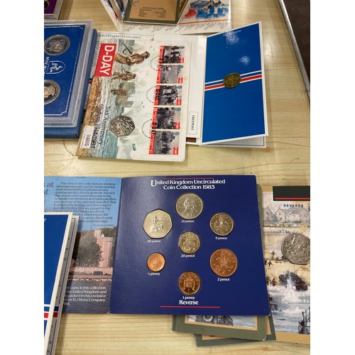 506 - 15 uncirculated coin sets including Isle of Man, UK and New Zealand