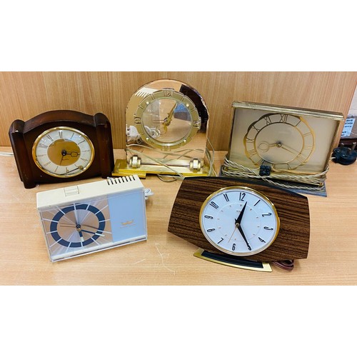 32 - Selection of 5 vintage electric mantle clocks, will need re-wiring, all untested