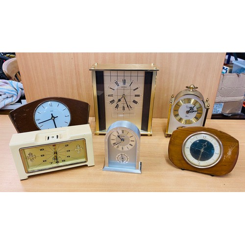 80 - Selection of 6 vintage clocks, all untested