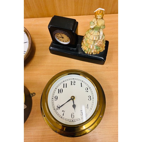 78 - 5 Vintage and antique clocks, all in need of repair