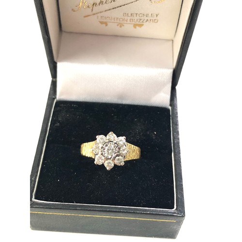 143 - 18ct gold diamond cluster ring weight 4.8g