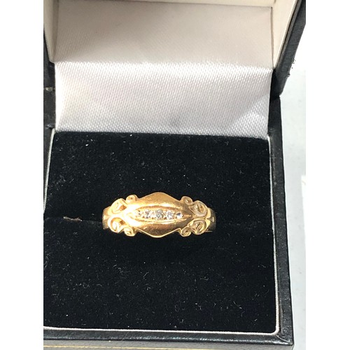 117 - Antique 18ct gold diamond gypsy ring weight 2.8