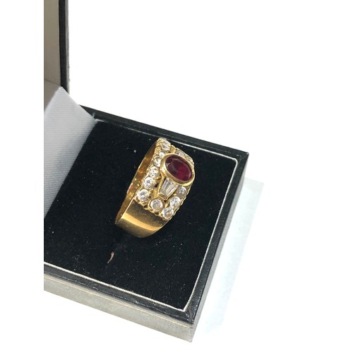 131 - Fancy 18ct gold gemstone ring weight 7.7g