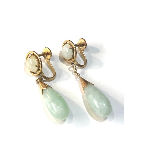 181 - Vintage 14ct gold jade drop  earrings measure approx 4cm drop weight 7.6g