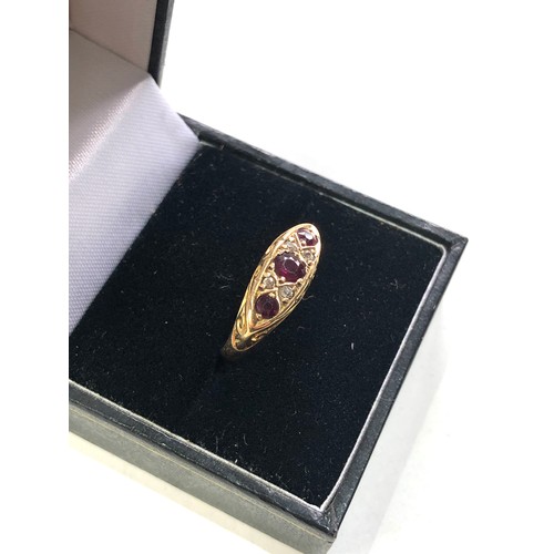 137 - Antique 18ct gold garnet diamond gypsy ring weight 3.3g