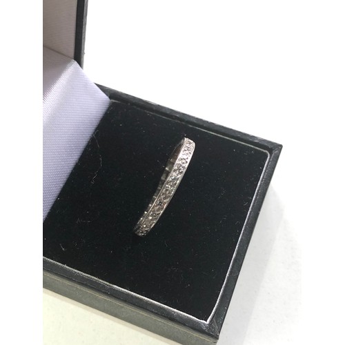 175 - Vintage 18ct white gold full eternity diamond ring weight 3.2g xrt tested 18ct