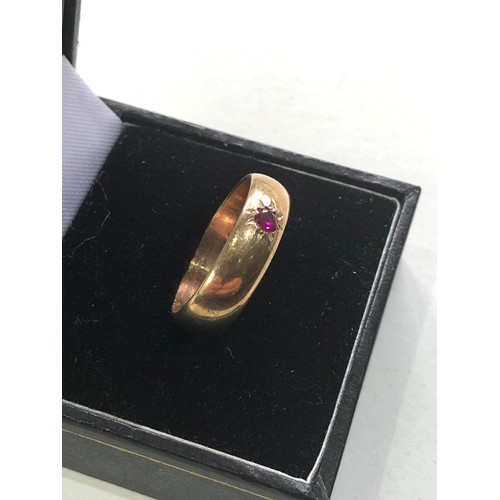 129 - Vintage 9ct gold band ruby ring engraved inside band weight 4.3g