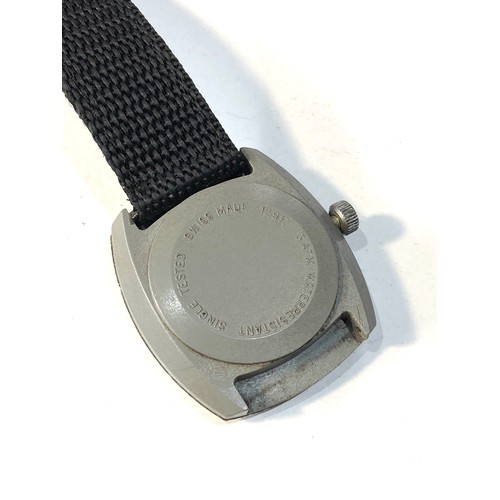 75 - Vintage Smiths astrlon gents wristwatch the watch is ticking but no warranty given glass scratched a... 