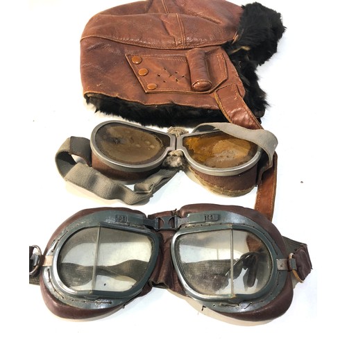 493 - 3 vintage Flying / motorcycle leather helmet and goggles