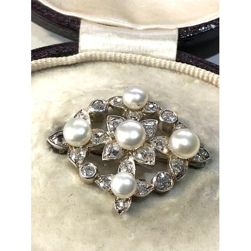 340 - Fine boxed white gold Diamond and pearl brooch set with approx 1.50ct diamonds meaures approx 2.8cm ... 