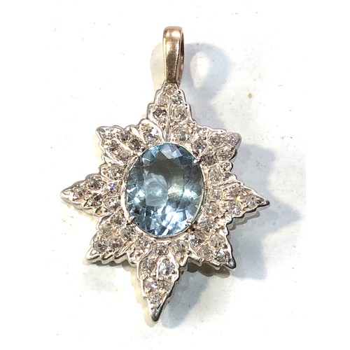 346 - Fine Aquamarine and diamond star pendant measures approx 3.2mm drop by 2.2cm wide central aquamarine... 