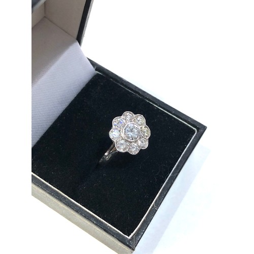 352 - Fine platinum and diamond ring 1.26ct diamonds weight of ring 3.9g