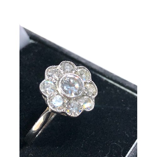 352 - Fine platinum and diamond ring 1.26ct diamonds weight of ring 3.9g