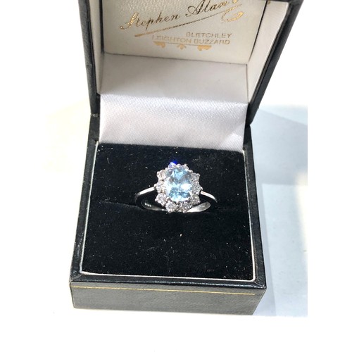 360 - 18ct white gold diamond and aquamarine ring set with large central aquamarine that measures approx 8... 