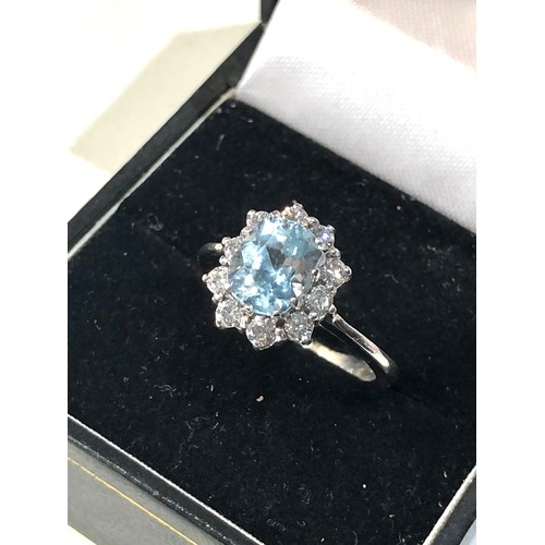 360 - 18ct white gold diamond and aquamarine ring set with large central aquamarine that measures approx 8... 