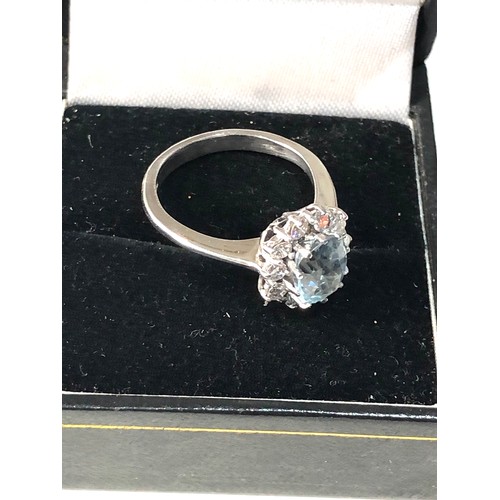 360 - 18ct white gold diamond and aquamarine ring set with large central aquamarine that measures approx 8... 