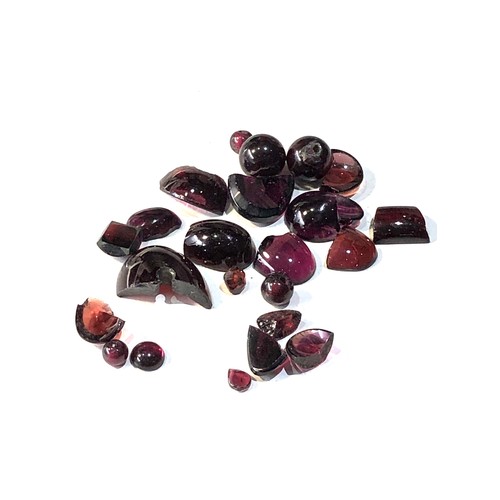 371 - 94ct of loose garnet full and part gems