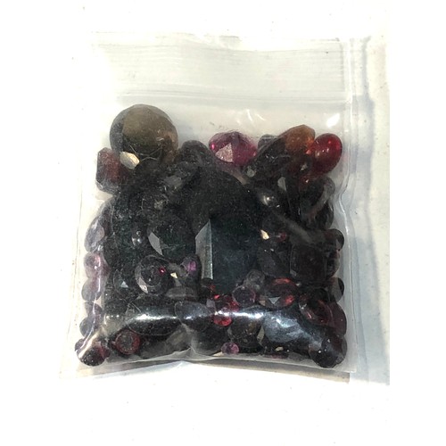 372 - 166ct of loose garnet etc full and part gems