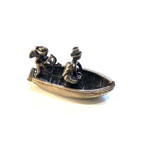 37 - Vintage dutch silver miniature lovers in a boat  dutch sword  silver hallmark