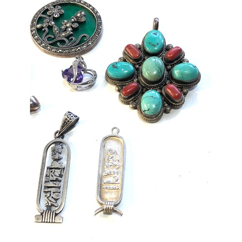 460 - Selection of vintage silver jewellery pendants etc