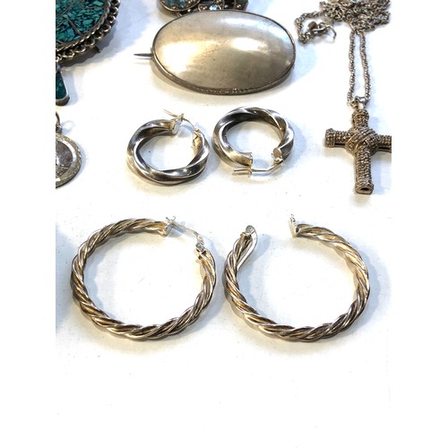 461 - Selection of vintage silver jewellery earrings pendants etc