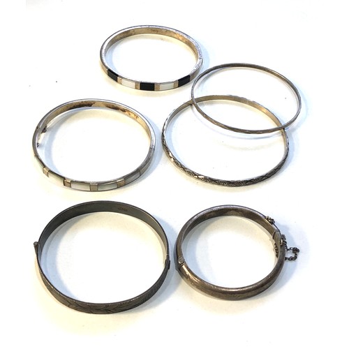 465 - selection of vintage silver bangles weight 66g