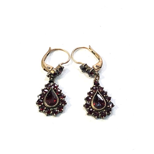 477 - Antique Bohemian garnet earrings measures 2.7cm drop