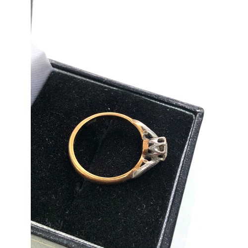 383 - 18ct gold diamond solitaire ring diamond measures approx 4mm dia weight 2.8g