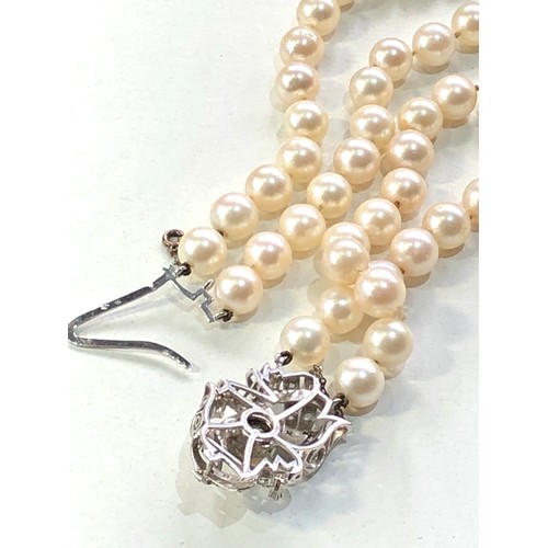 388 - Fine 18ct white gold and diamond clasp double row pearl necklace clasp measures approx 3.7cm by 2.3c... 