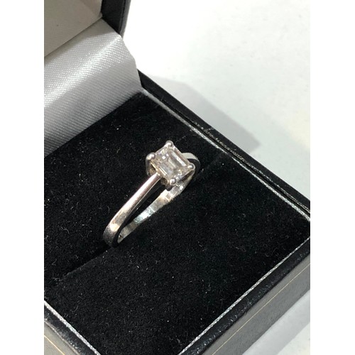 409 - platinum baguette diamond solitaire ring weight 4.3g