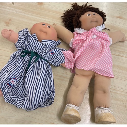 536 - 2 Vintage Cabbage patch dolls, both signed Xavier Roberts