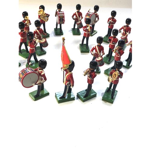 525 - Selection of 20 Britians scots guard band figures