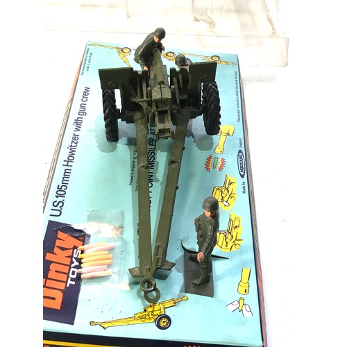 529 - Dinky 609 US 105mm Howitzer with gun Boxed Complete age relatd wear and marks to box