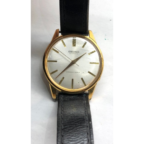 425 - Vintage Seiko automatic sportsmatic 6601-1990 gents wristwatch diashock 17 jewels comes on leather s... 