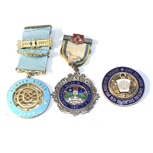 442 - 3 silver and enamel masonic medals / jewels includes humber lodge etc weight 78g