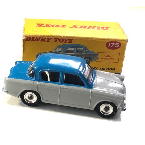 535 - Dinky Toys No175 Hillman Minx Saloon  in original box  flaps missing  car in good near mint conditio... 