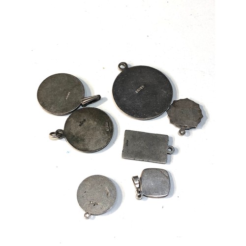 343 - Selection of vintage silver st christophers  largest measures approx 31mm dia total weight 32g