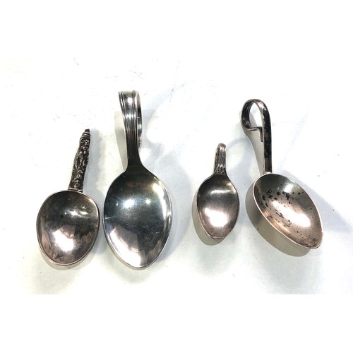 20 - Vintage silver spoons includes babies feeding type spoons and 1 other weight 60g